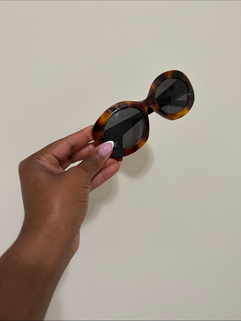 Celine Tortoiseshell Round Sunglasses - Brown & Black